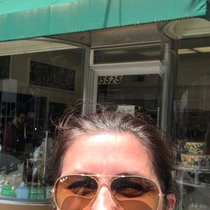 Meet your Posher, Kara